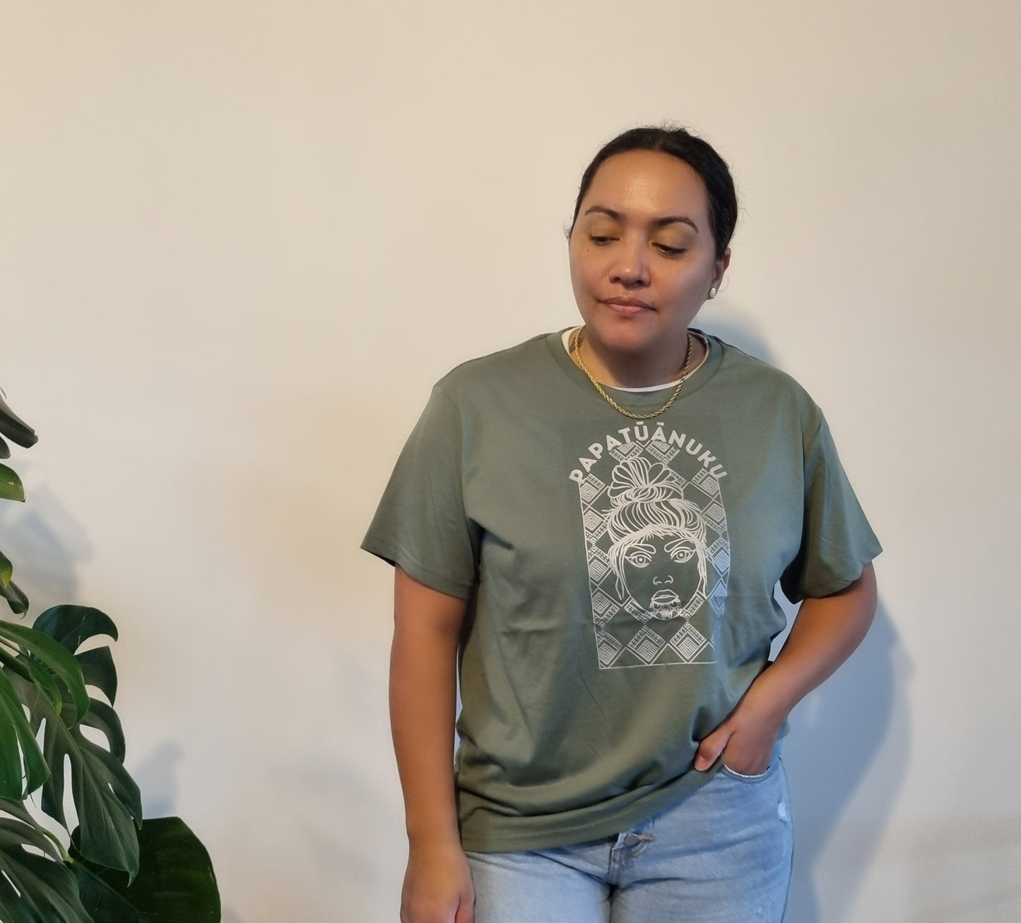 Papatūānuku Tee
