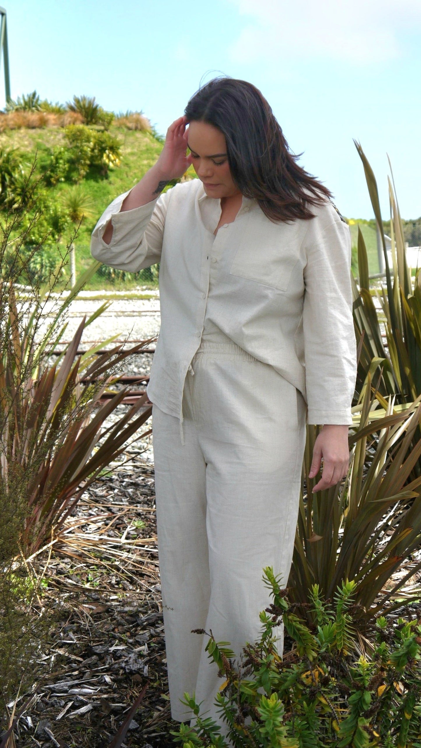 Āhuru Linen Shirt Pre Sale