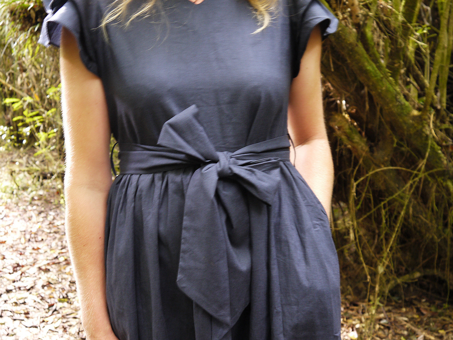 Huatau Dress in Navy