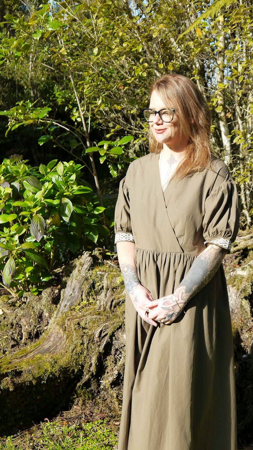 Pātiki Midi Dress Olive Green
